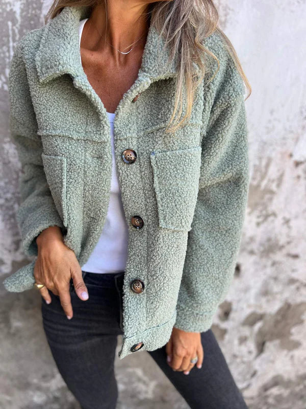 Dahlia -  Short sherpa jacket